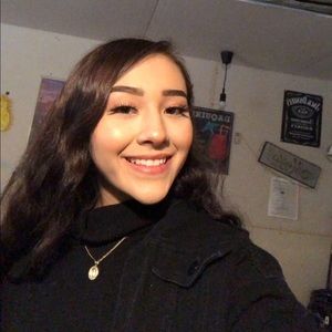 Meet your Posher, Trini